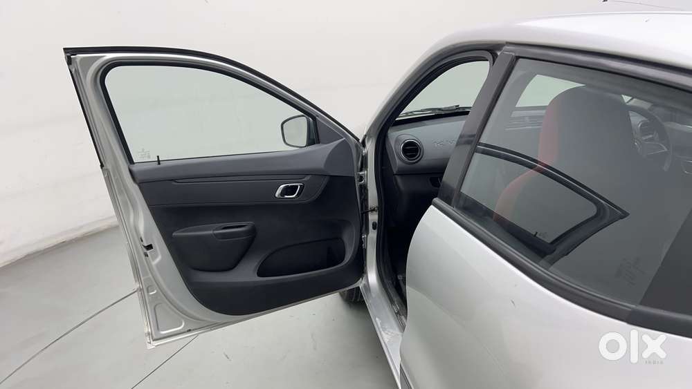 Renault Kwid 2019-ongoing 1.0 Rxt Amt (o), 2019, Petrol