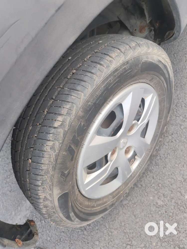 Renault Kwid 2016 Cng With  2 New Tyre 1month Phle Jk Tyre
