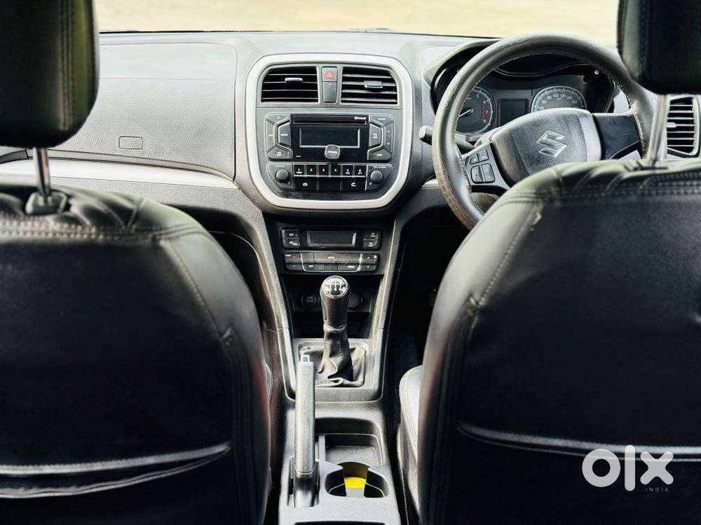 Maruti Suzuki Brezza 1.5 Vxi Smart Hybrid, 2022, Petrol