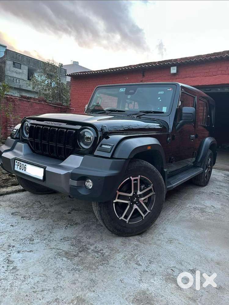 Mahindra Thar Roxx 2025 Diesel 4200 Km Driven