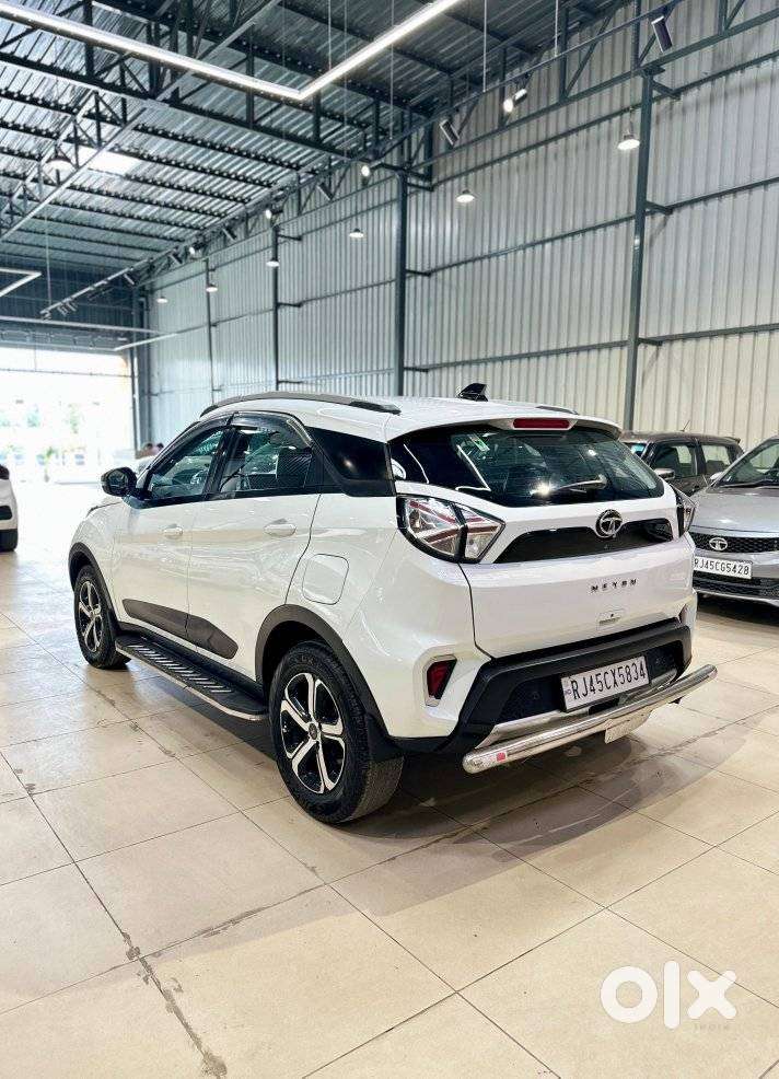Tata Nexon 1.2 Revotron Xz Plus, 2023, Petrol