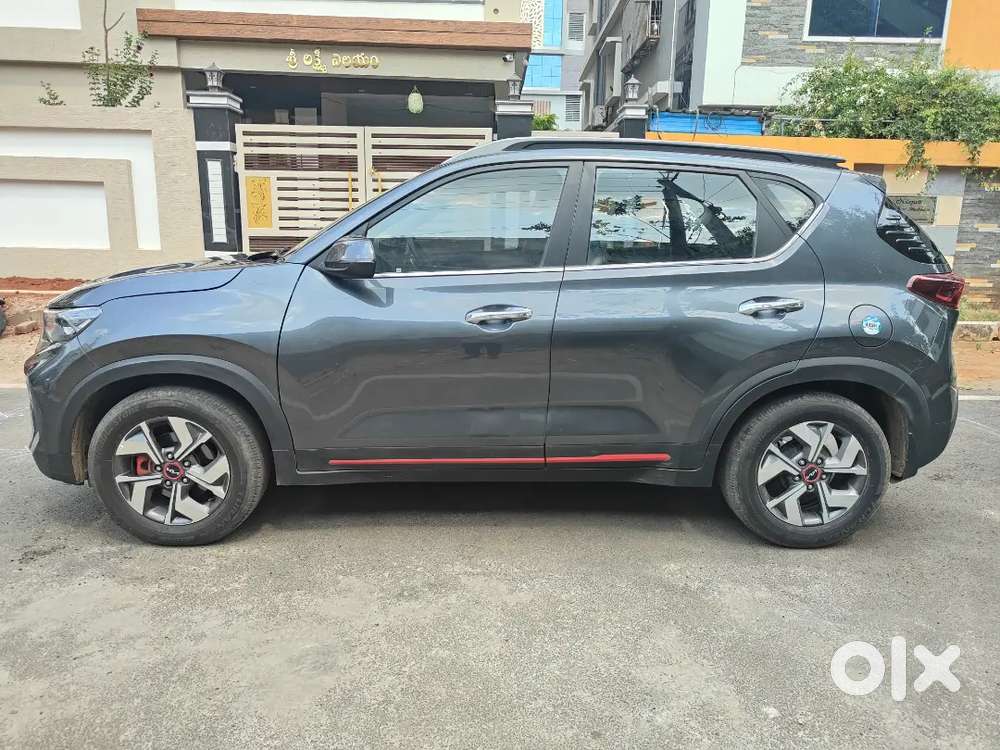Kia Sonet G.t Line 1.5 Engine 2022 Diesel Automatic Sunroof 6 Airbags