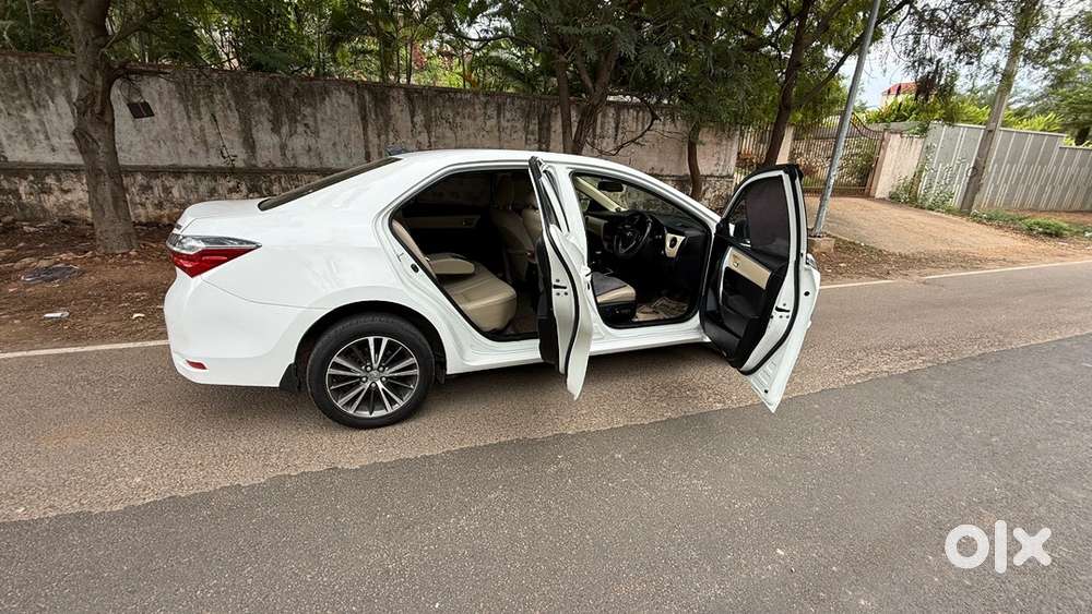 Toyota Corolla Altis 2017