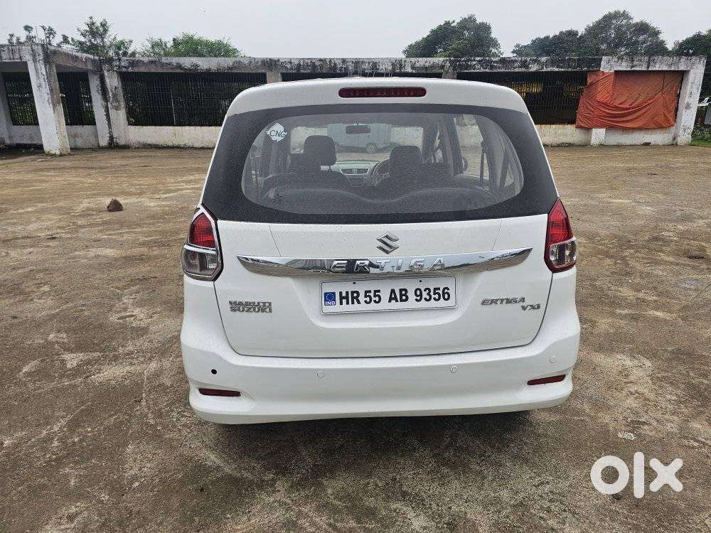 Maruti Suzuki Ertiga 1.4 Vxi Cng Anniversary Edition, 2017, Cng & Hy..