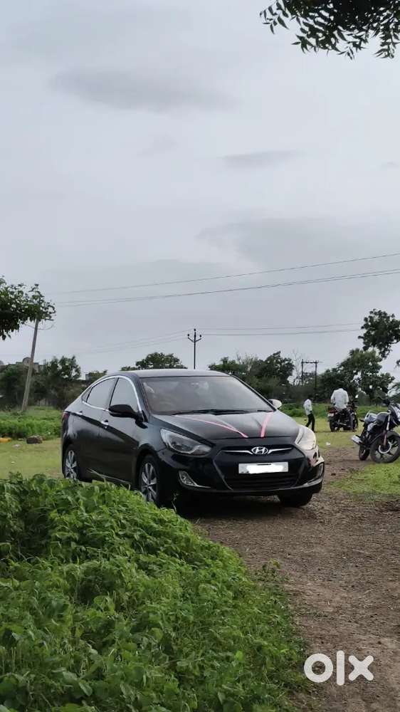Hyundai Verna 2012 Fluidic Diesel Manual