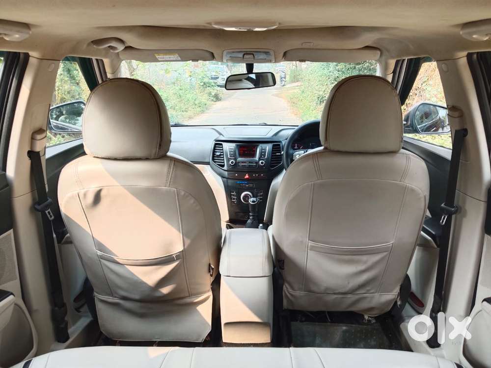 Mahindra Xuv300 W6 Diesel, 2023, Diesel