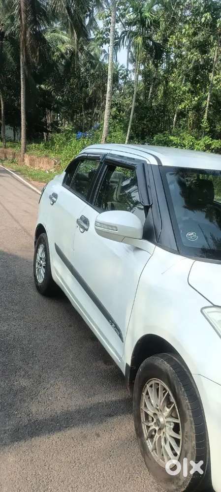 Maruti Swift Dzire 2013 Diesel Manual