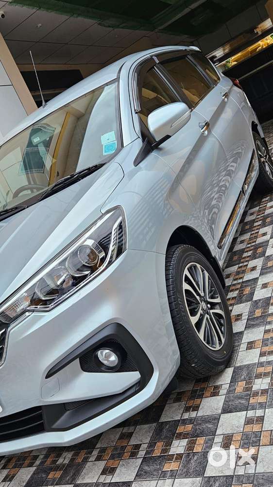 Maruti Suzuki Ertiga 1.5 Zxi Plus Shvs, 2023, Petrol