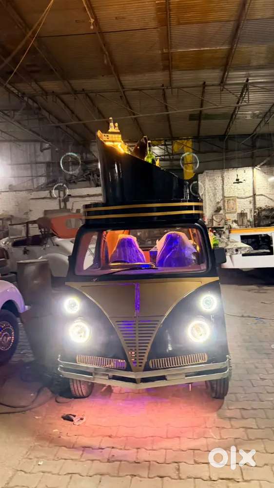Customized Maruti Eeco Mobile Bar | Luxury Cocktail & Mocktail Bar