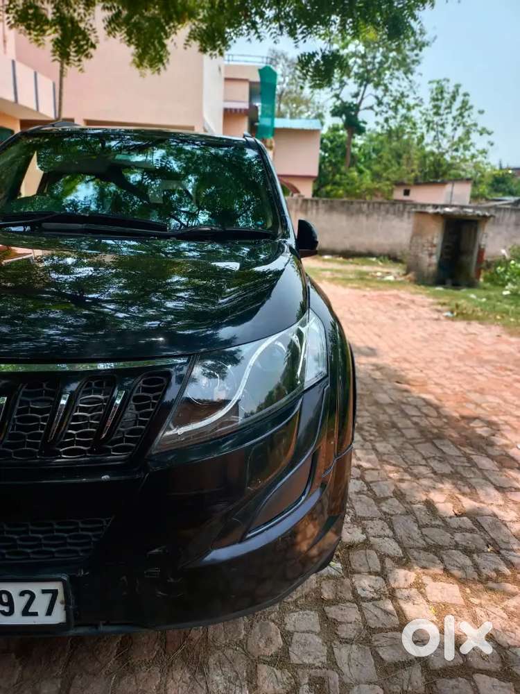Mahindra Xuv500 2016 Diesel 60000 Km Driven