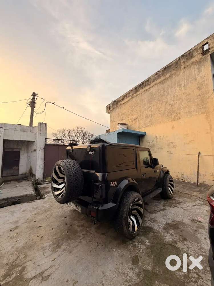 Mahindra Thar.e 2022 Variant