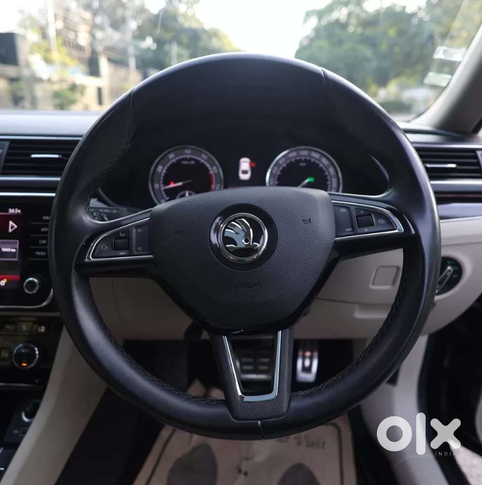 Skoda Superb 2.0 L&k Tsi At, 2021, Petrol