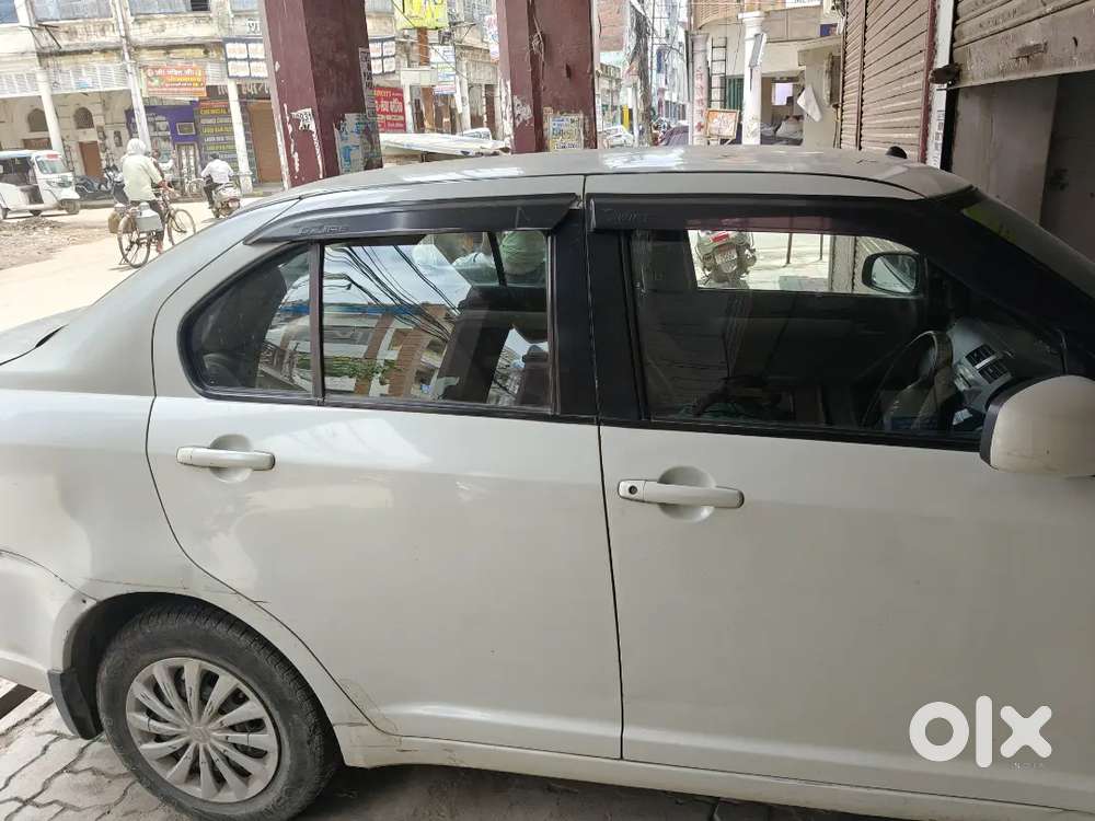 Maruti Suzuki Dzire 2011 Petrol Manual
