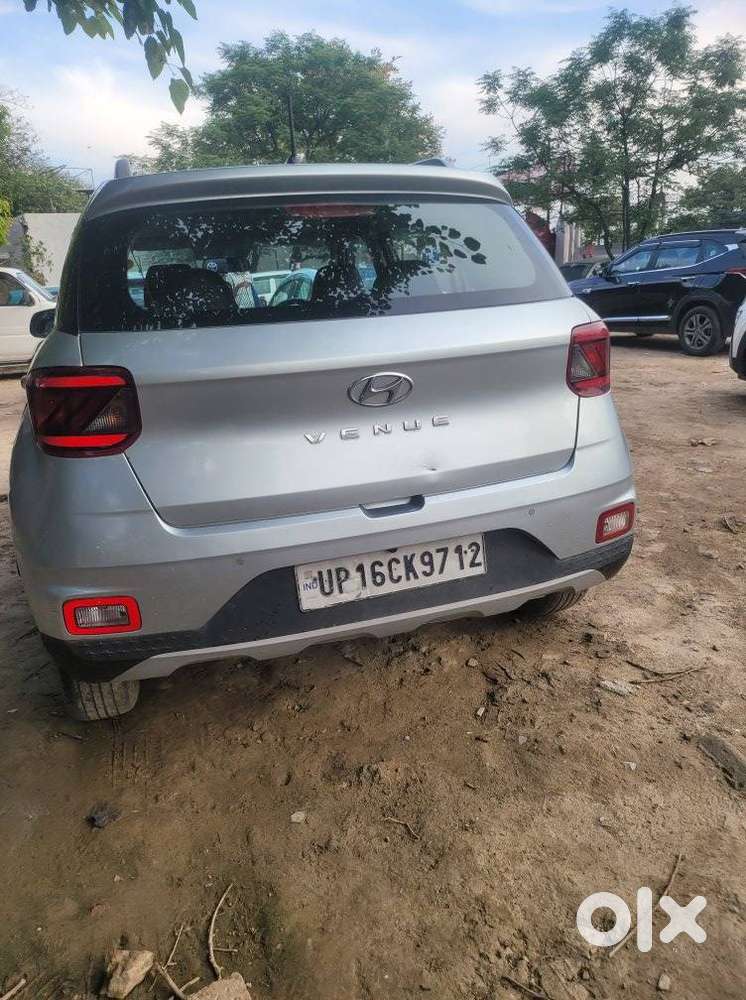 Hyundai Venue 1.2 S Plus, 2019, Petrol