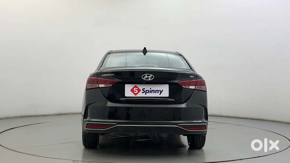 Hyundai Verna 1.5 Sx Ivt, 2021, Petrol