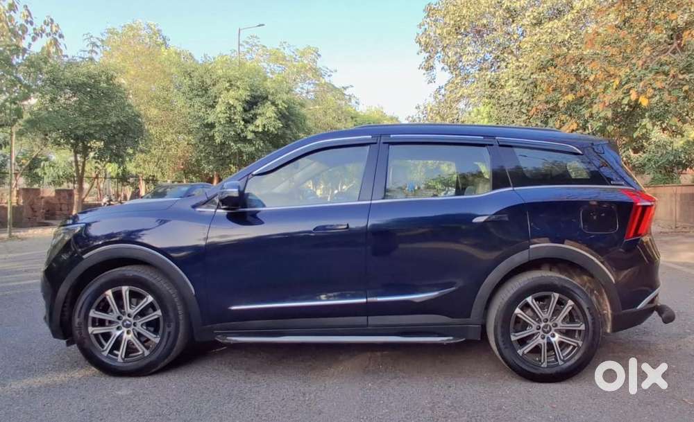 Mahindra Xuv700 2.0 Ax 7 Petrol At Luxury Pack Str, 2021, Petrol