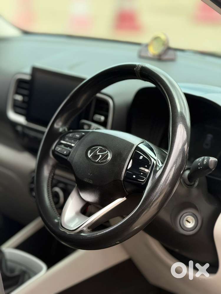 Hyundai Venue S Plus Mt 1.2 Kappa, 2023, Petrol