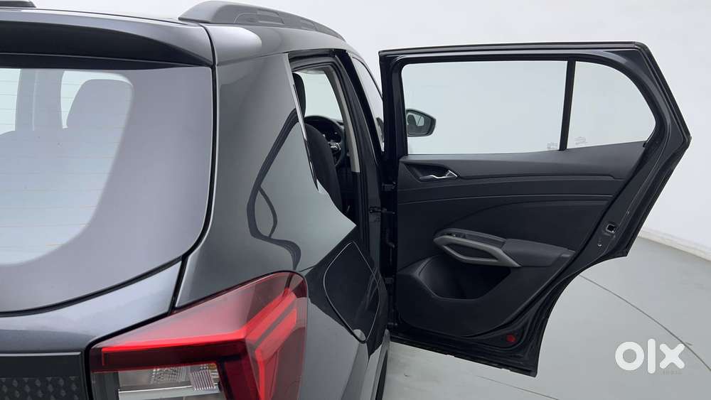 Skoda Kylaq Signature Plus, 2025, Petrol