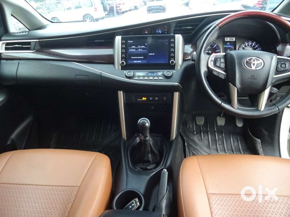 Toyota Innova Crysta 2.4 V 8 Str, 2022, Diesel