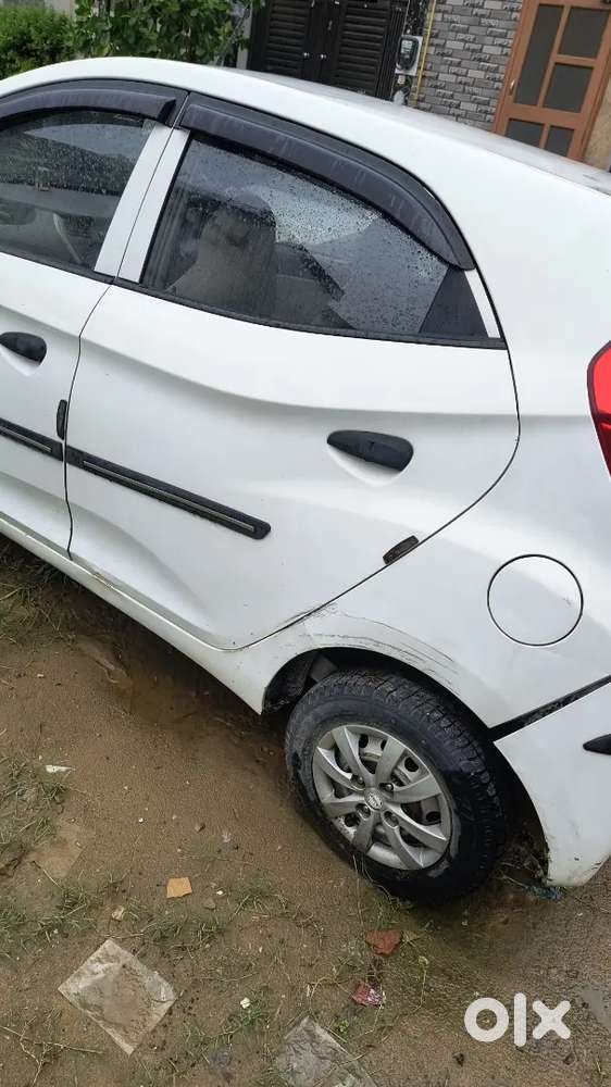 Hyundai Eon Era Petrol 2015 Advocate Car