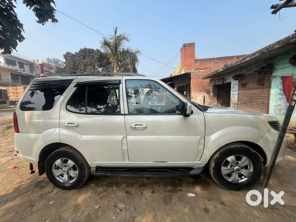 Tata Safari Storme 2015 Car