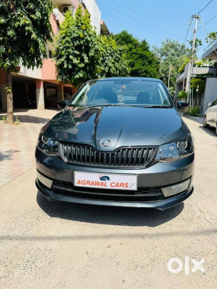 Skoda Rapid 1.0 Ambition Tsi At, 2022, Petrol