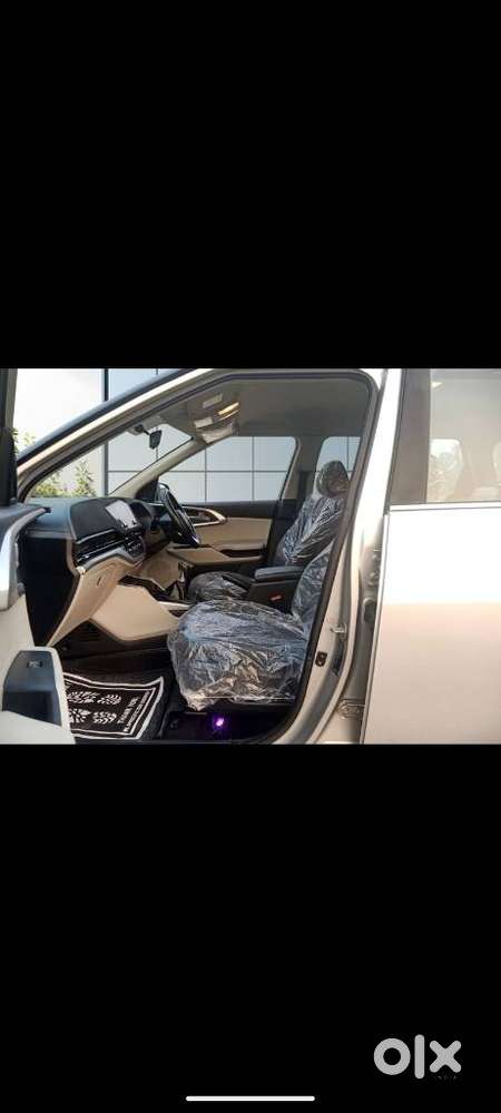 Kia Carens 1.4 Prestige 7 Str, 2022, Petrol