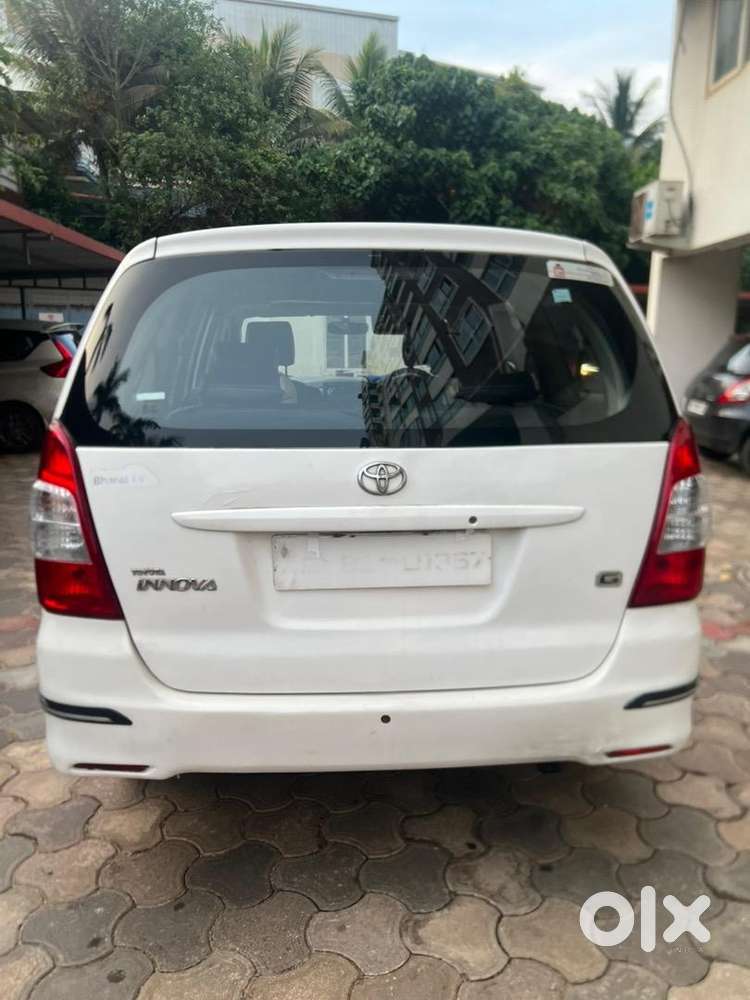 Toyota Innova Diesel 2011car