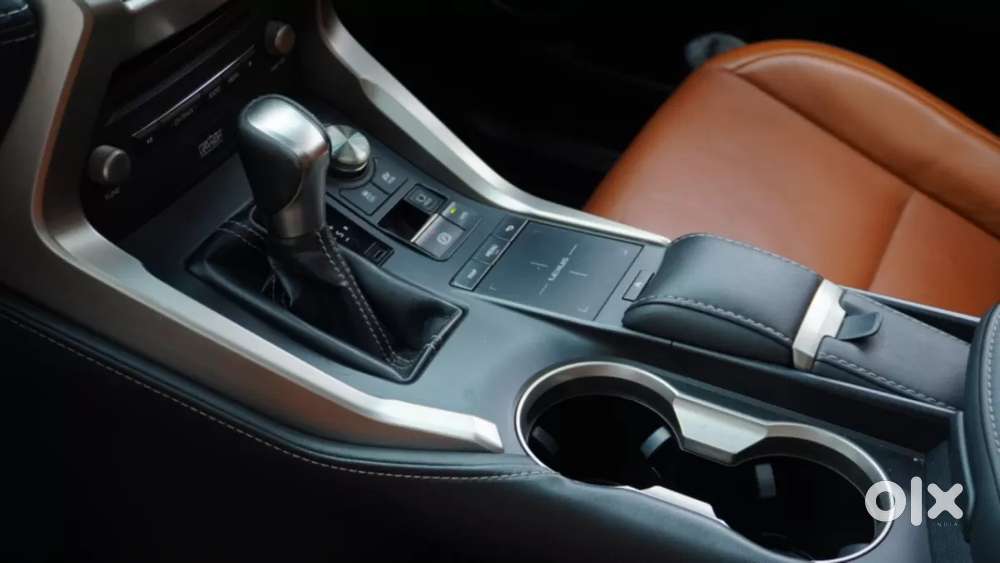 Lexus Nx, 2018, Petrol