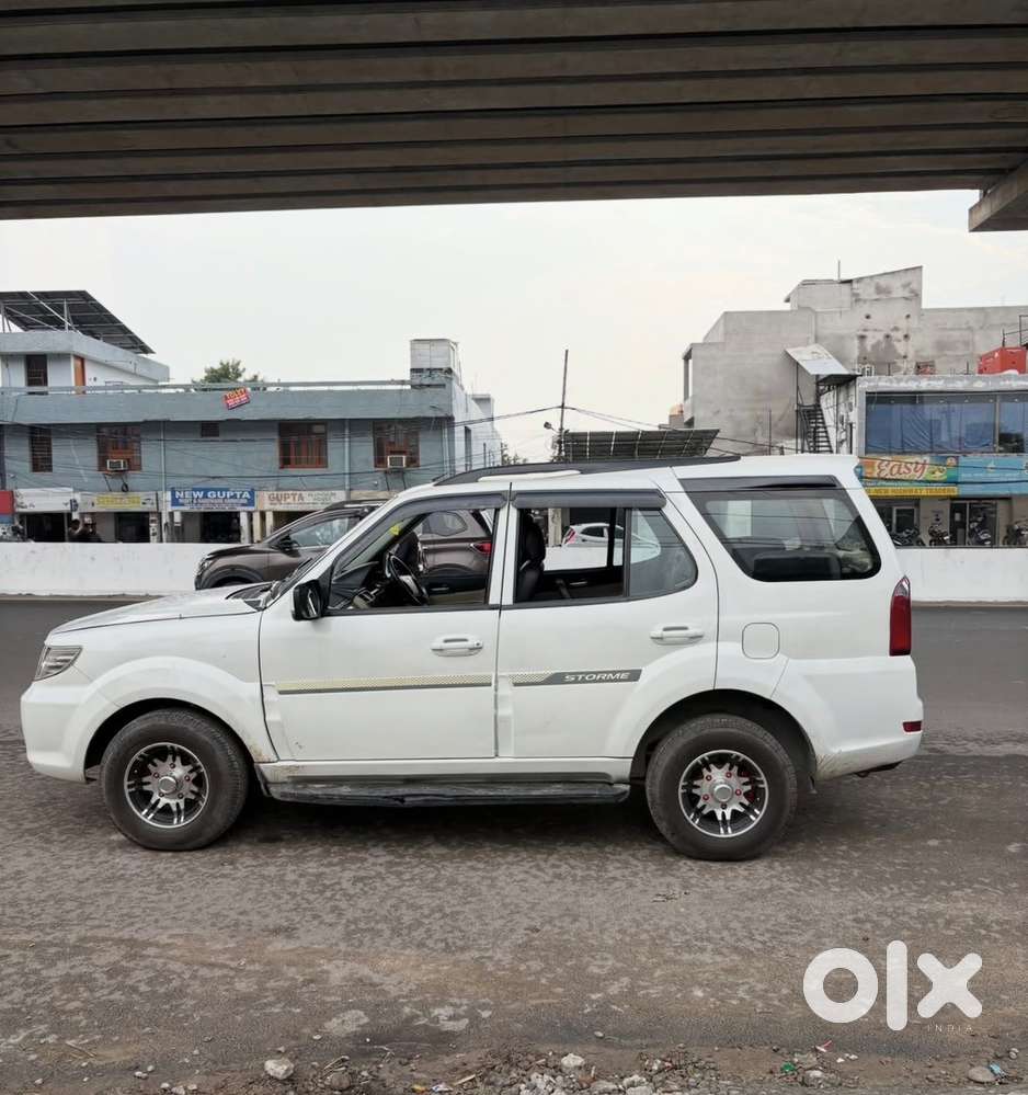 Tata Safari Storme Diesel Manual 2015