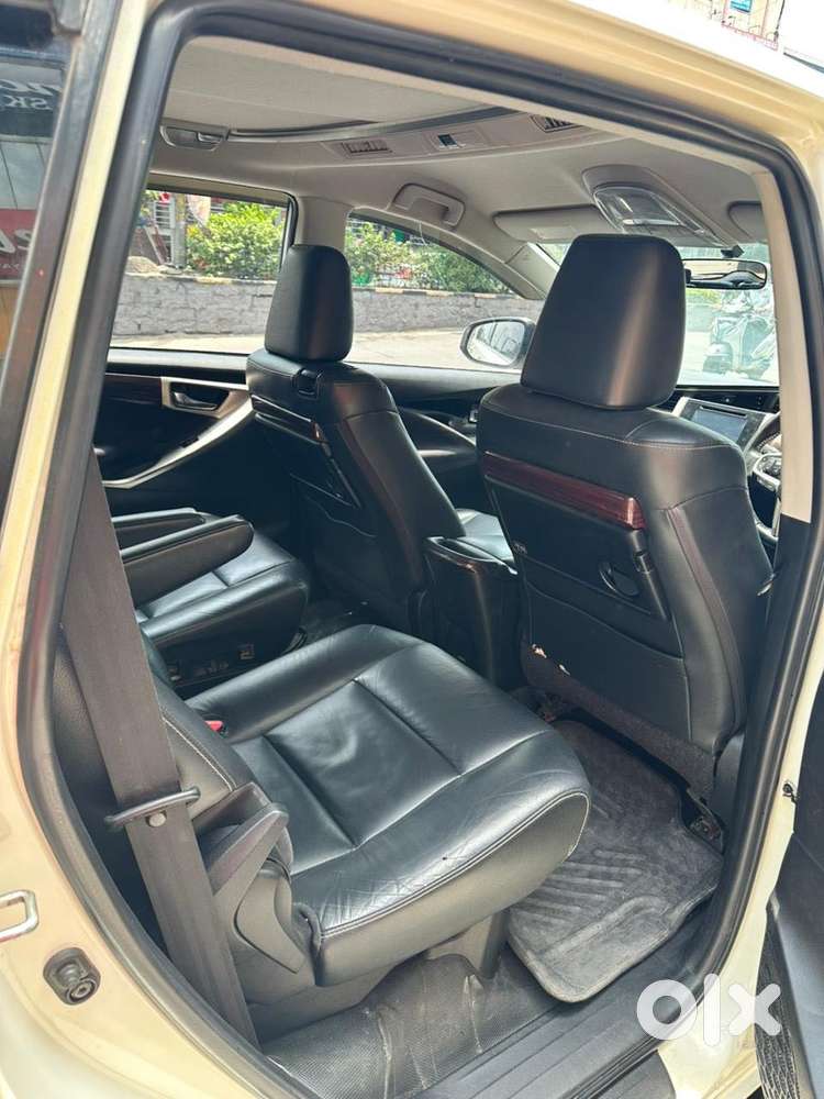 Toyota Innova Crysta 2.4 Z 7 Str, 2016, Diesel