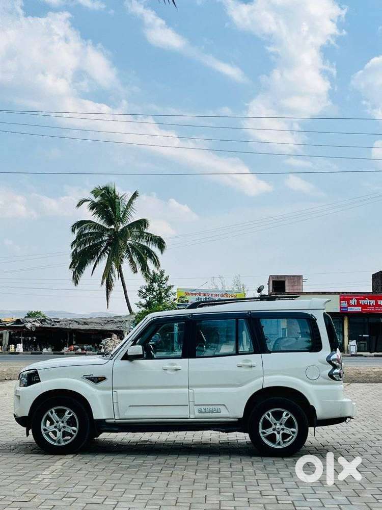 Mahindra Scorpio S10 7 Seater, 2017, Diesel