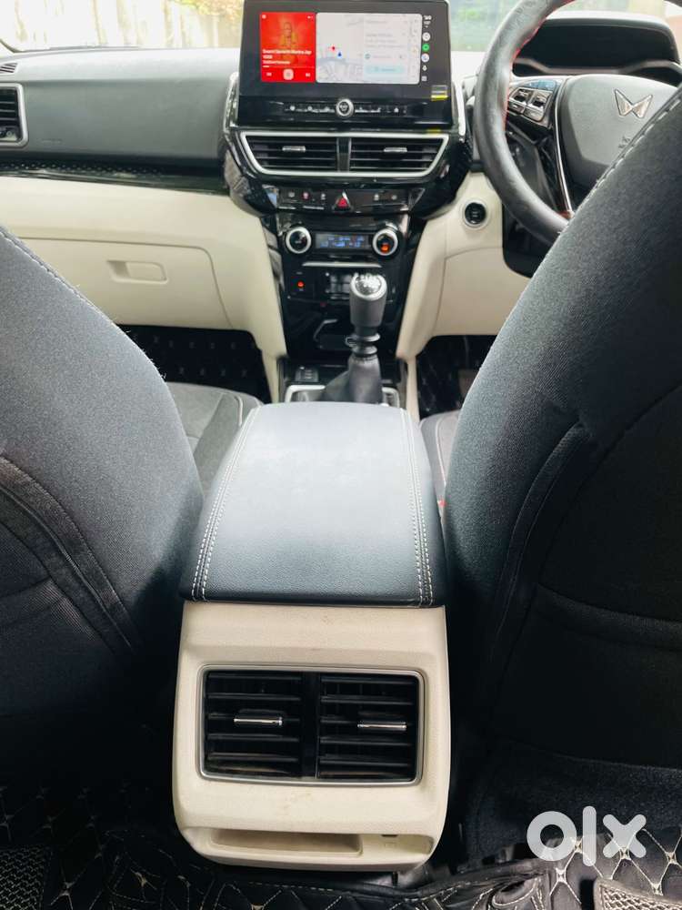 Mahindra Xuv 3xo Ax5 Ds Mt, 2025, Diesel
