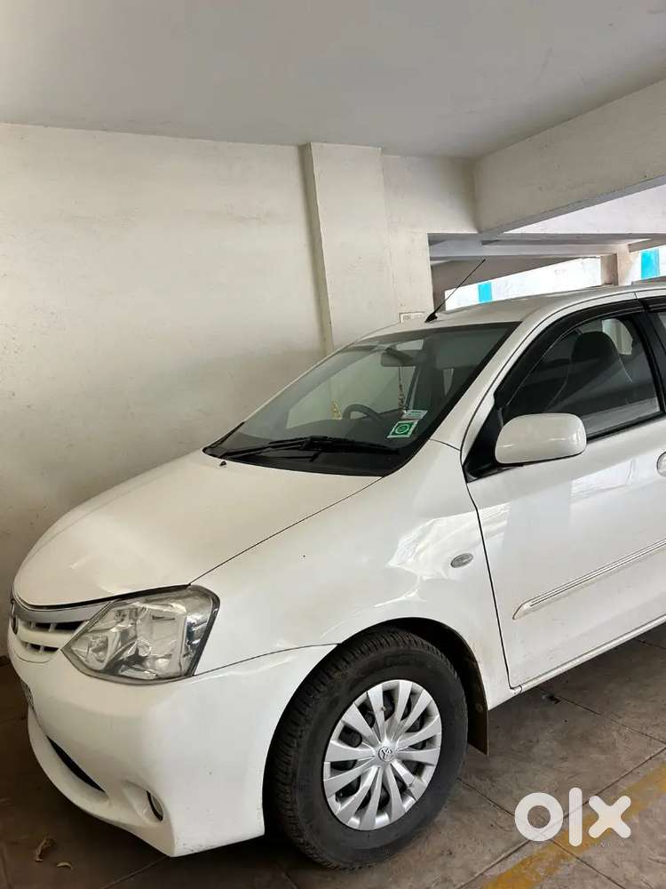 Toyota Etios 2011 Petrol 67000 Km Driven