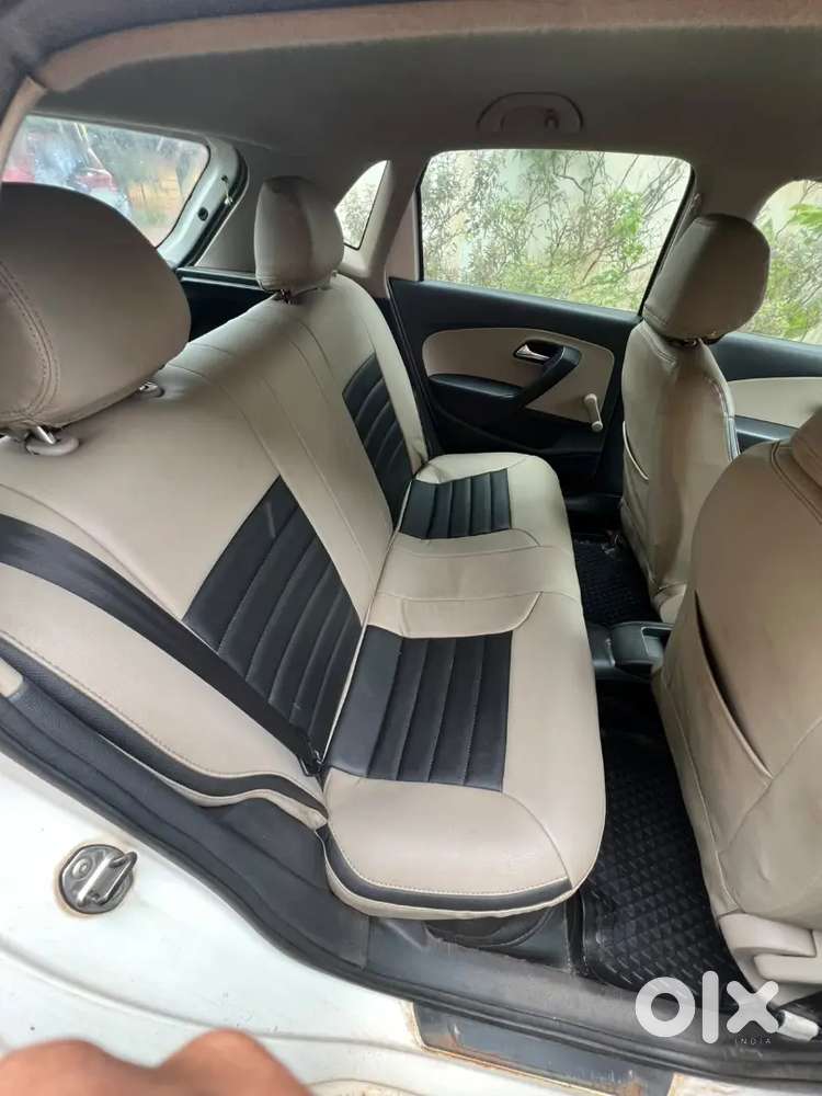 Volkswagen Polo Petrol Manual 2010
