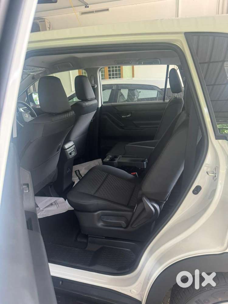 Toyota Innova Hycross 2.0 Gx 7 Str, 2024, Petrol