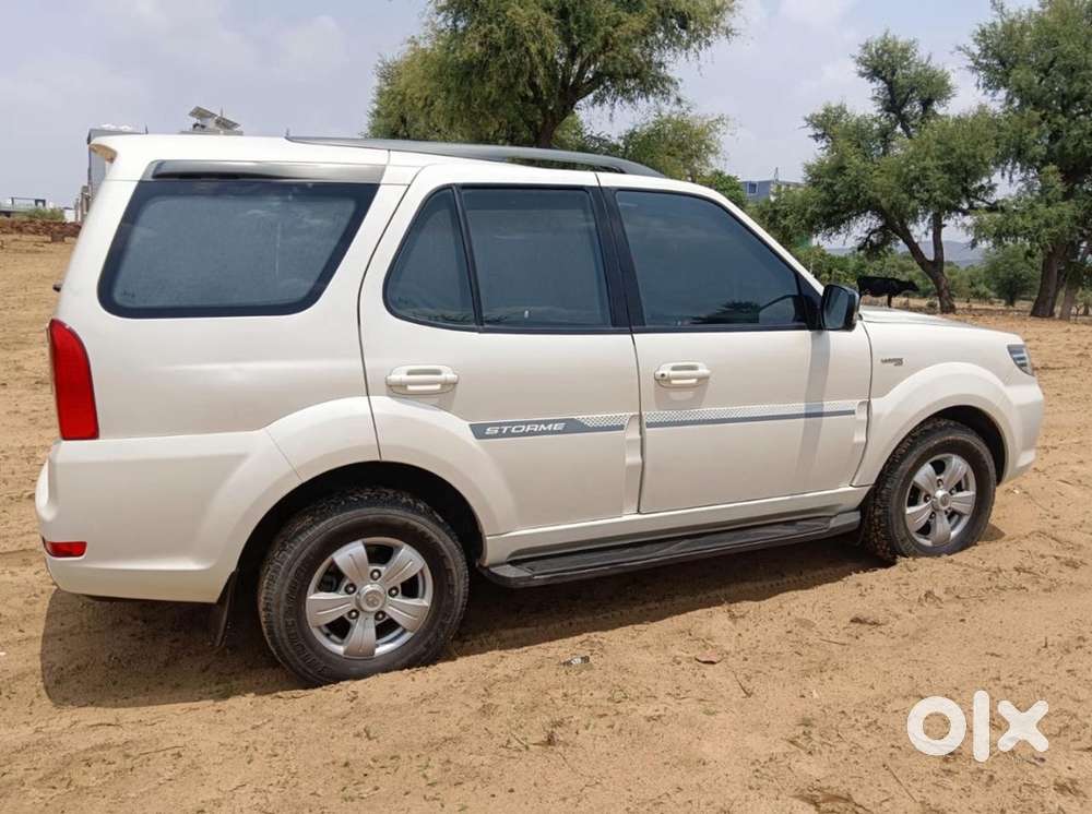 Tata Safari Storme Diesel 2016
