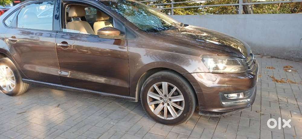 Volkswagen Vento 1.2 Tsi Highline Plus At, 2015, Petrol