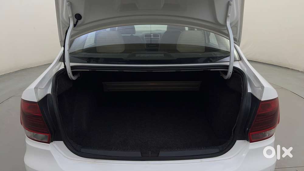 Volkswagen Vento 1.6 Highline, 2017, Petrol