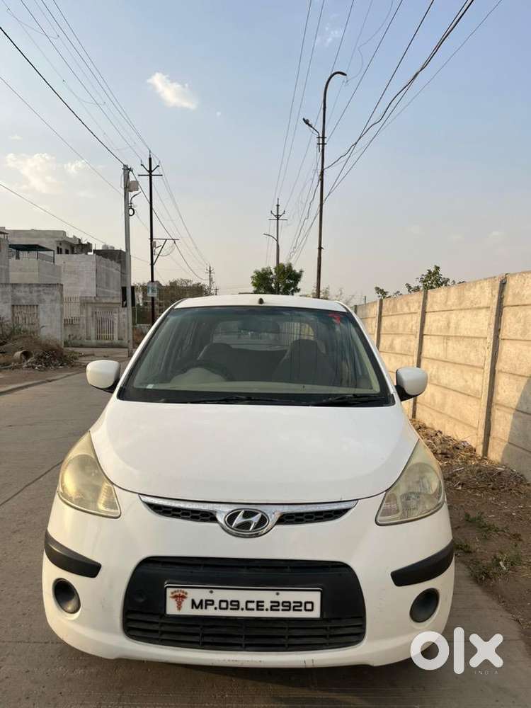 Power Steering, All Power Window, Music System,