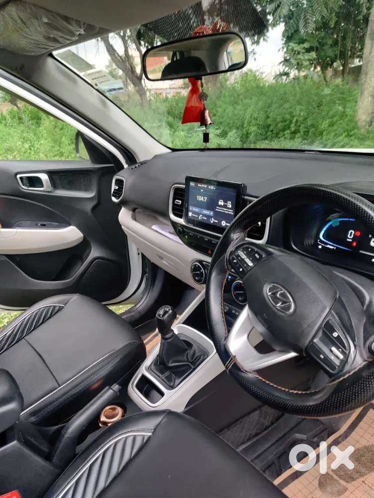 Hyundai New Venue 2022 Petrol Good Condition