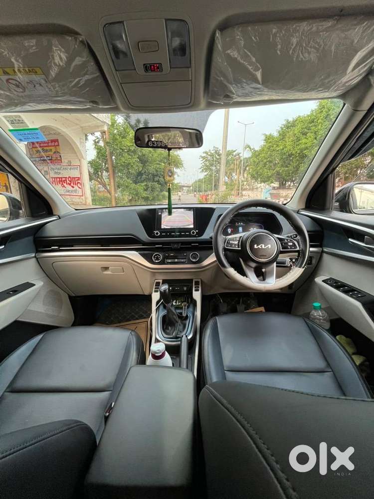 Kia Carens 2025 Petrol Good Condition