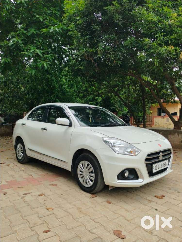 Maruti Suzuki Dzire 1.2 Vxi Amt, 2024, Petrol