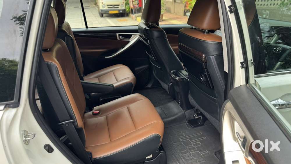 Toyota Innova Crysta [2020-ongoing] 2.4 Zx At 7 Str, 2022, Diesel