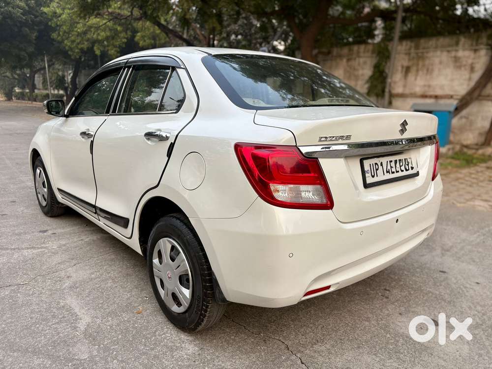 Maruti Suzuki Dzire 1.2 Vxi, 2022, Petrol