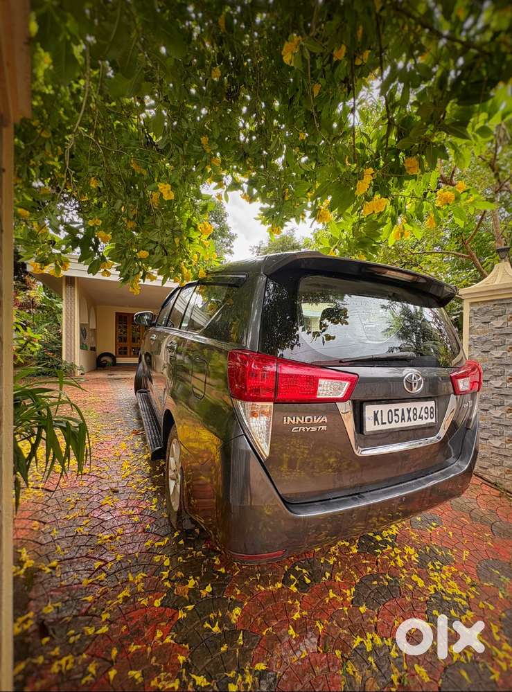 Toyota Innova Crysta 2016 Diesel 7-str