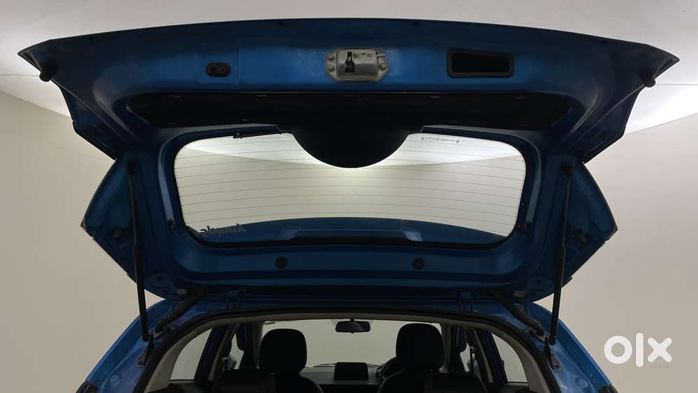 Tata Nexon 1.2 Revotron Xza Plus (l), 2019, Petrol