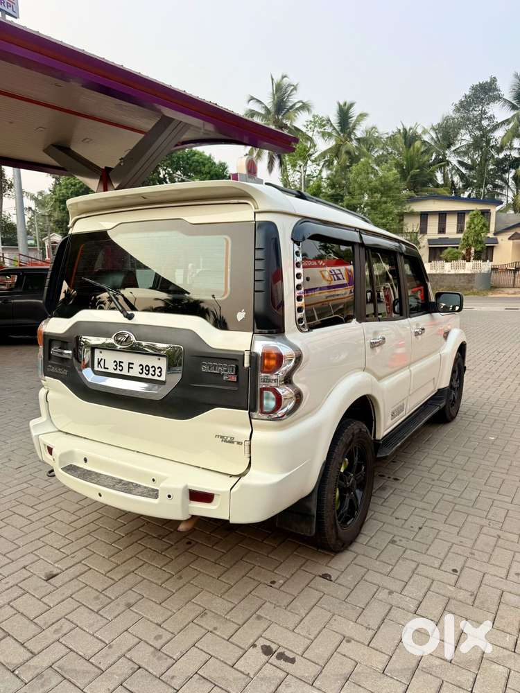 Mahindra Scorpio S10, 2014, Diesel
