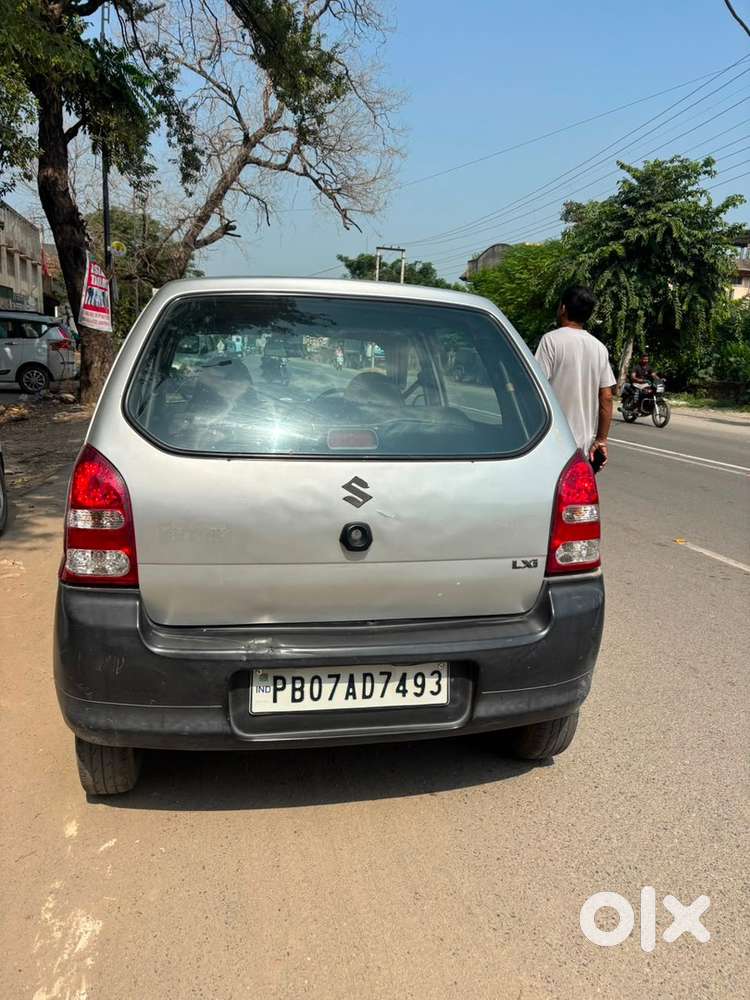 Maruti Suzuki Manual Petrol 2012