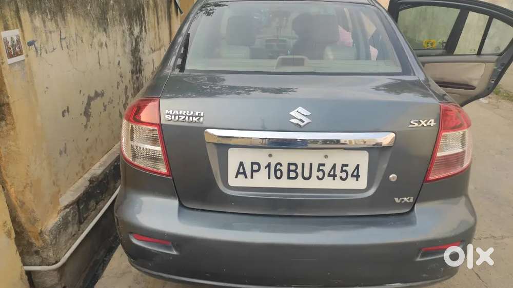Maruti Suzuki Sx4 2010 Petrol 140000 Km Driven